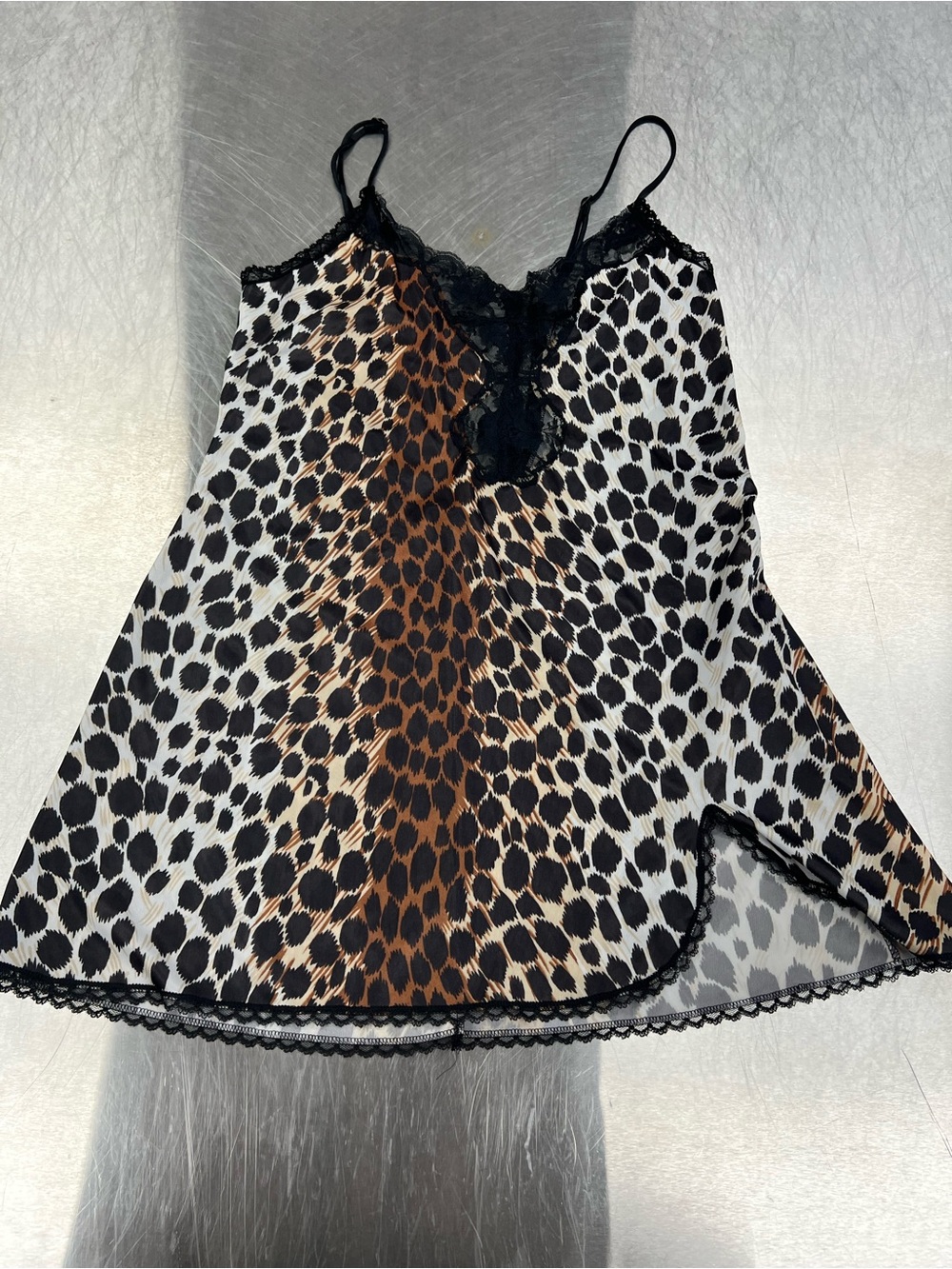 Colesce Couture Lingerie Leopard Print Satin Lace-Trim Chemise Women’s Medium